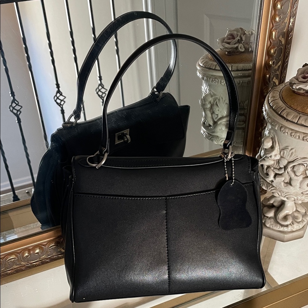 Elegant Black leather Handbag - Picture 2 of 7